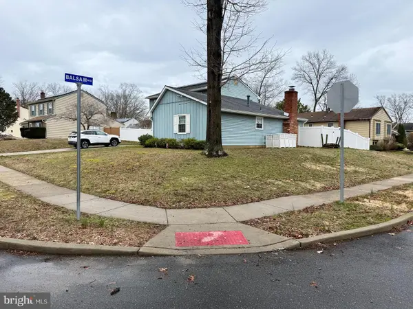 1740 Forest Dr, WILLIAMSTOWN, NJ 08094