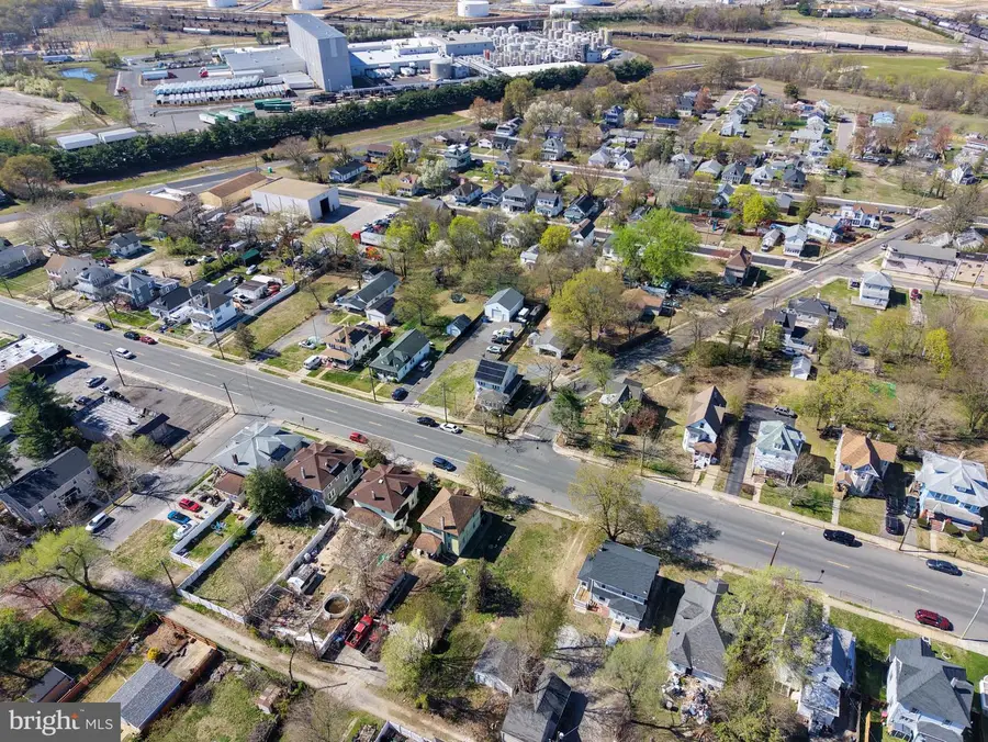 403 W Broad St, Paulsboro, NJ 08066 - #2