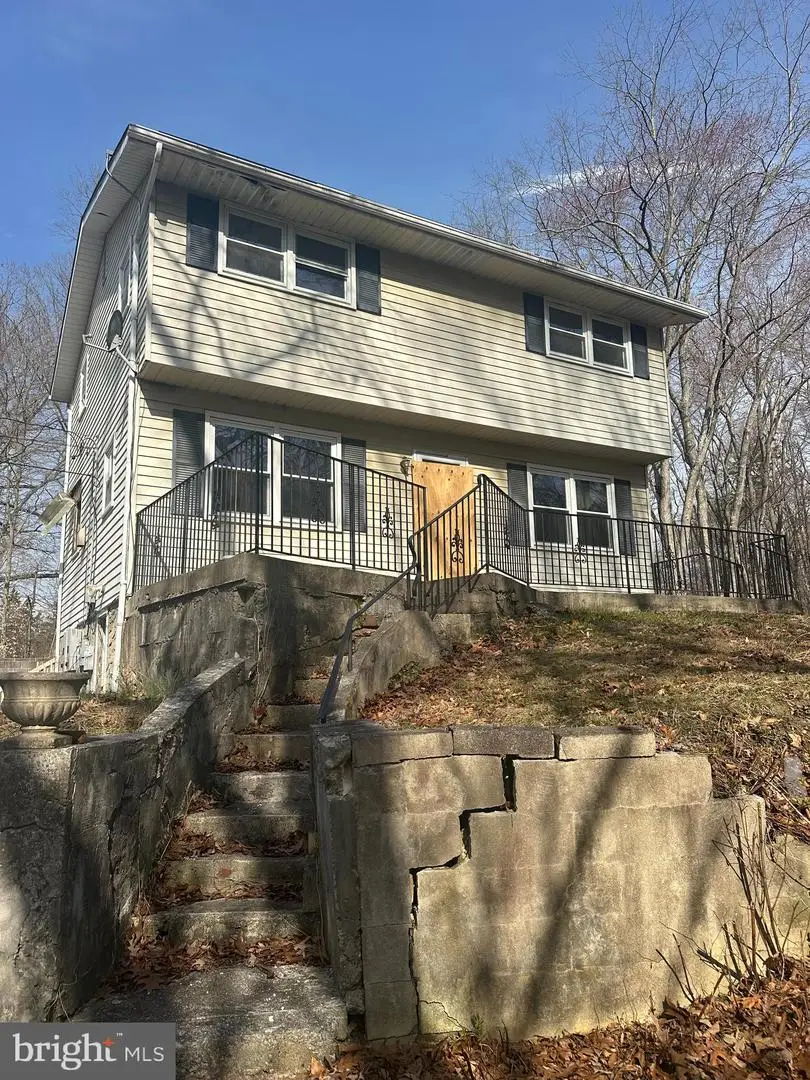 8 Mt Calvary Ln, Mullica Hill, NJ 08062 - #2