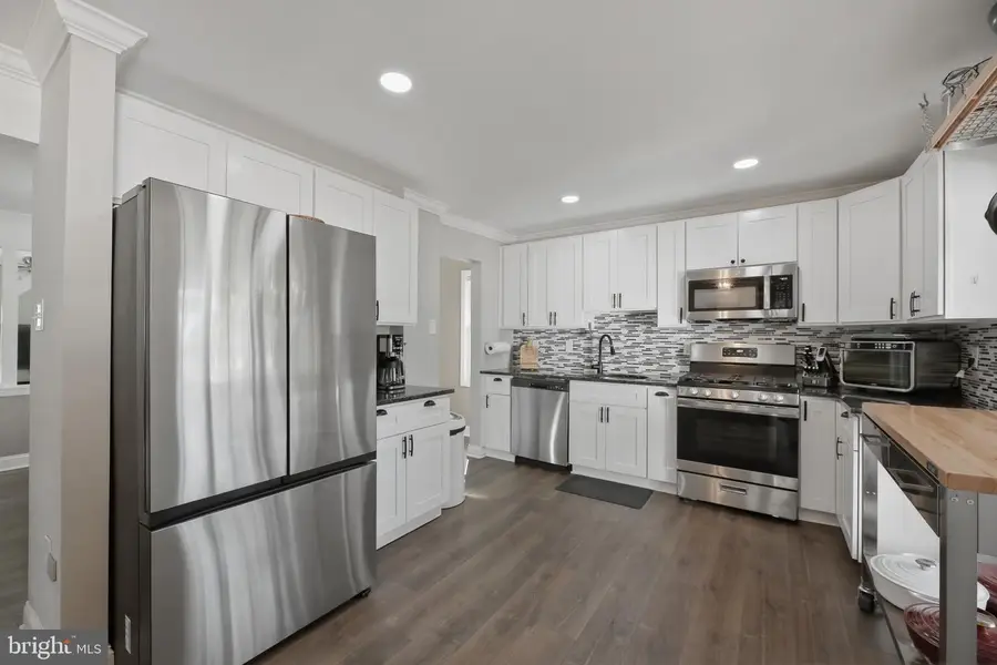 202 Leonard Ave, Clarksboro, NJ 08020 - #2