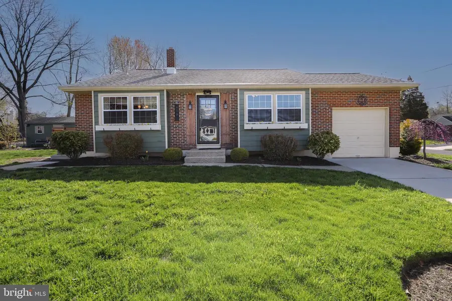 420 S Girard St, Woodbury, NJ 08096 - #2