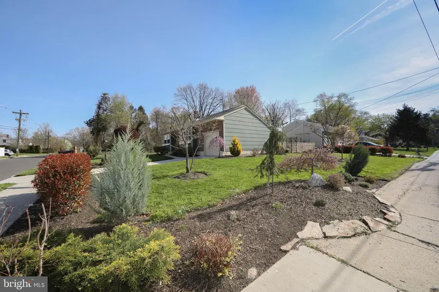 420 S Girard St, Woodbury, NJ 08096 - #3