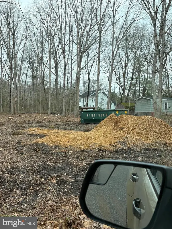 451 Buttercup St, MONROEVILLE, NJ 08343