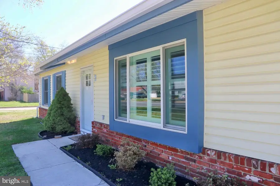 2 Arcturus Dr, Sewell, NJ 08080 - #2