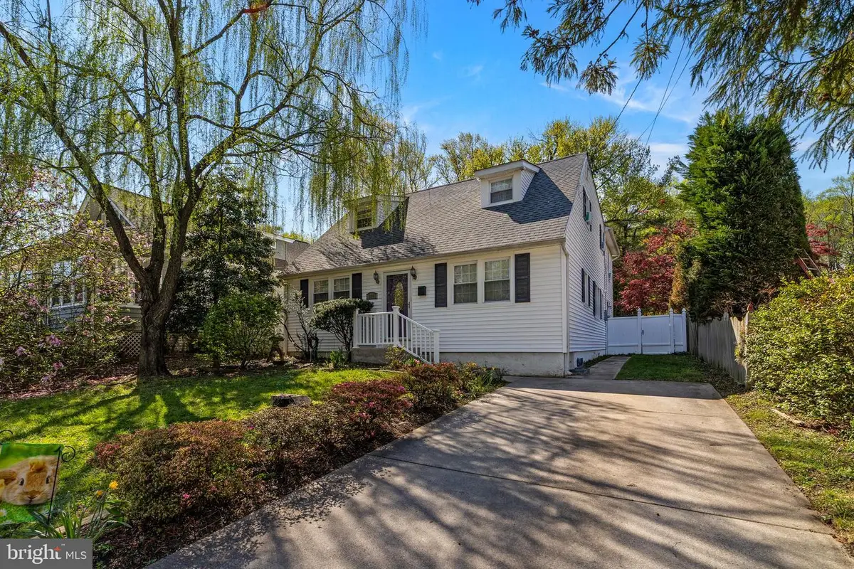 820 Lake Ave, Woodbury Heights, NJ 08097 - #1