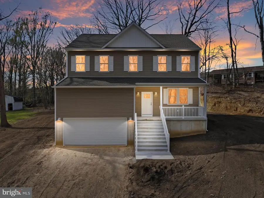 48 Farrier Ave, Blackwood, NJ 08012 - #3