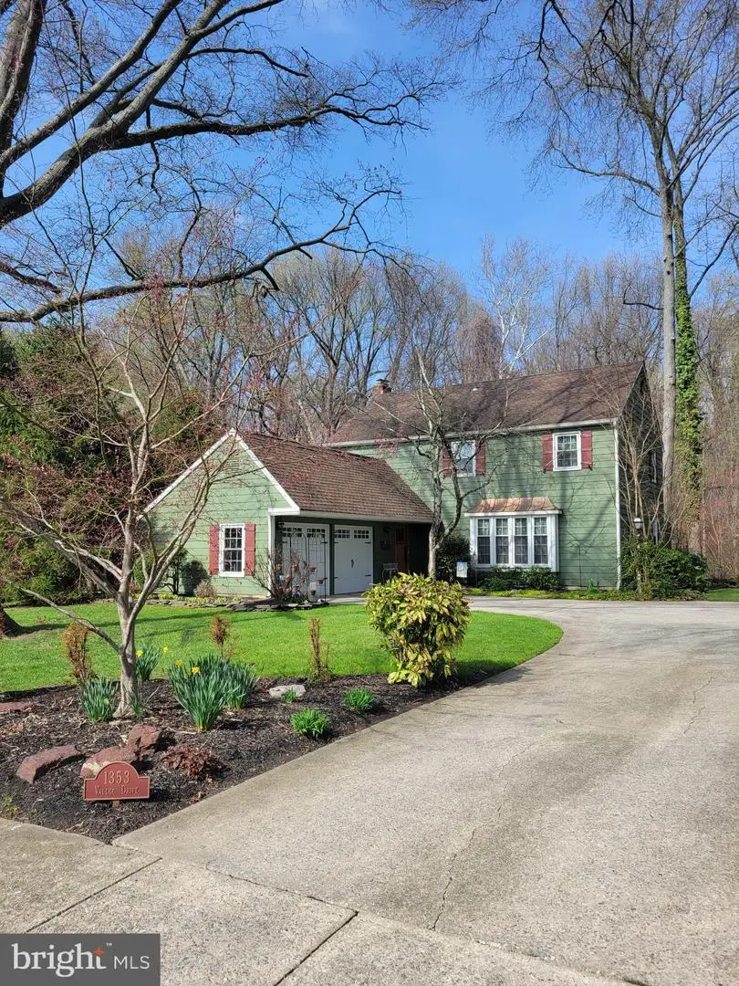 1353 Vallee Dr, West Deptford, NJ 08096 - #1