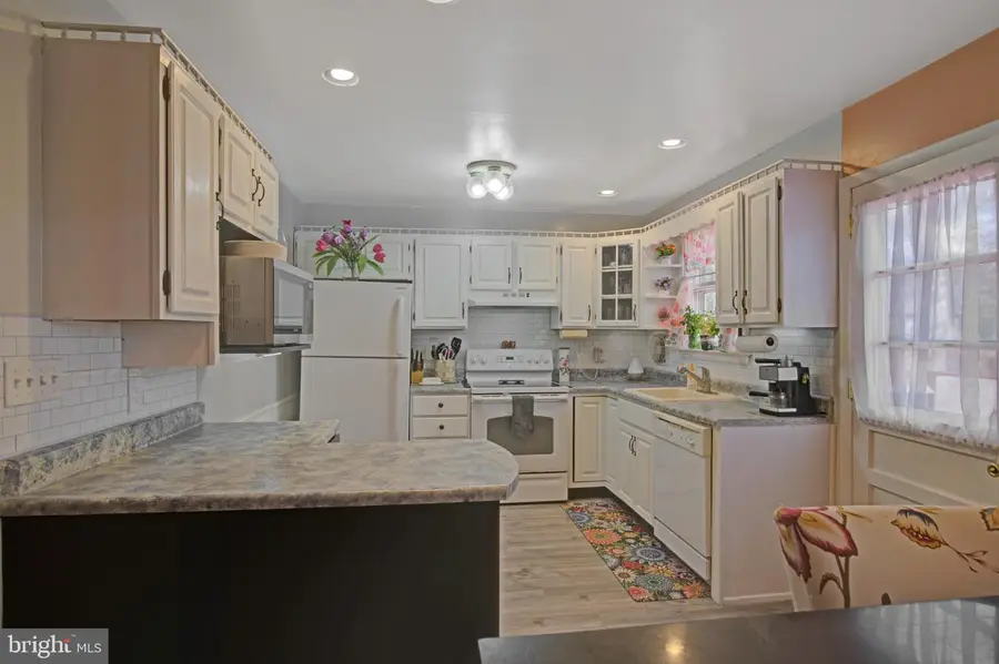 602 May Ave, Clayton, NJ 08312 - #3