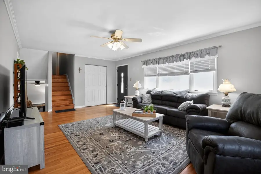 216 Greenwich Ave, Paulsboro, NJ 08066 - #3