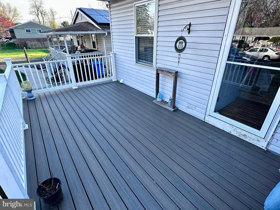 212 N Vine St, Clayton, NJ 08312 - #2