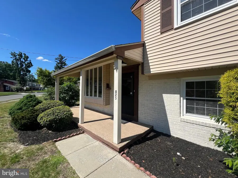 825 Lexington Ave, Turnersville, NJ 08012 - #2