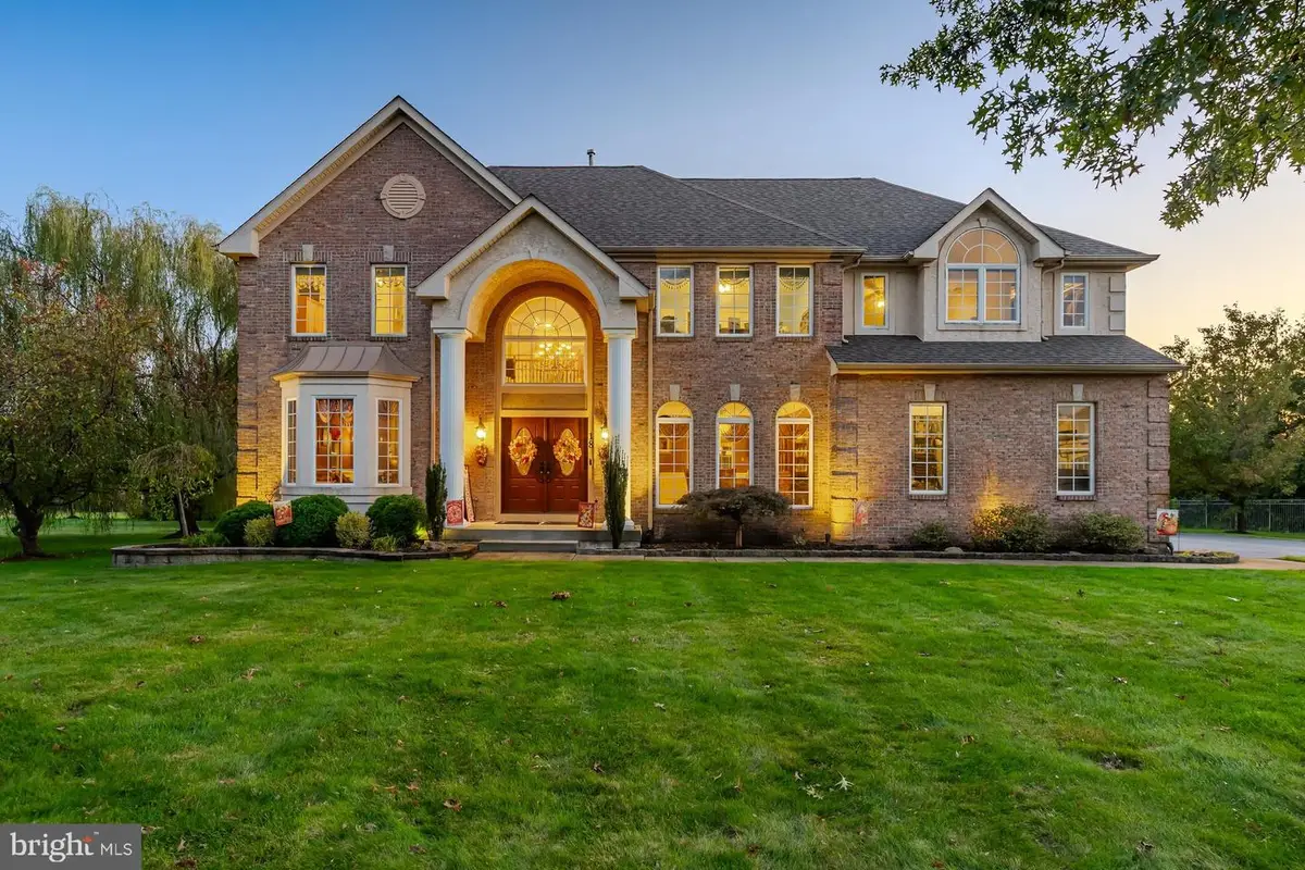 18 Morning Glory Cir, Mullica Hill, NJ 08062 - #1