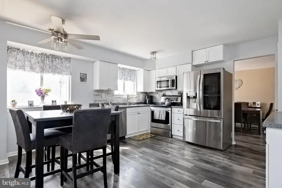 6 Eclipse Ave, Sewell, NJ 08080 - #3