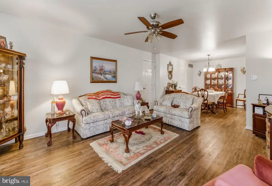 129-i Pristine Pl, Sewell, NJ 08080 - #3