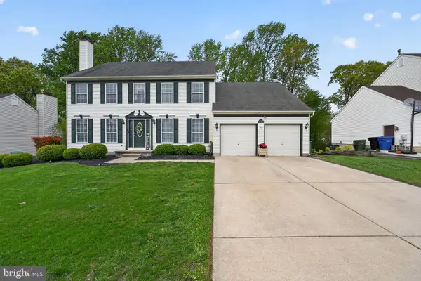 4 Patriot Lane, BLACKWOOD, NJ 08012