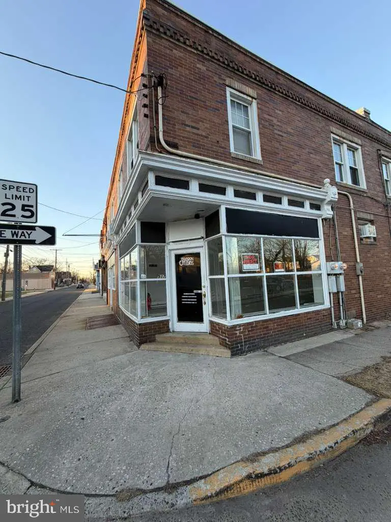 915-917 N Delaware St, Paulsboro, NJ 08066 - #1