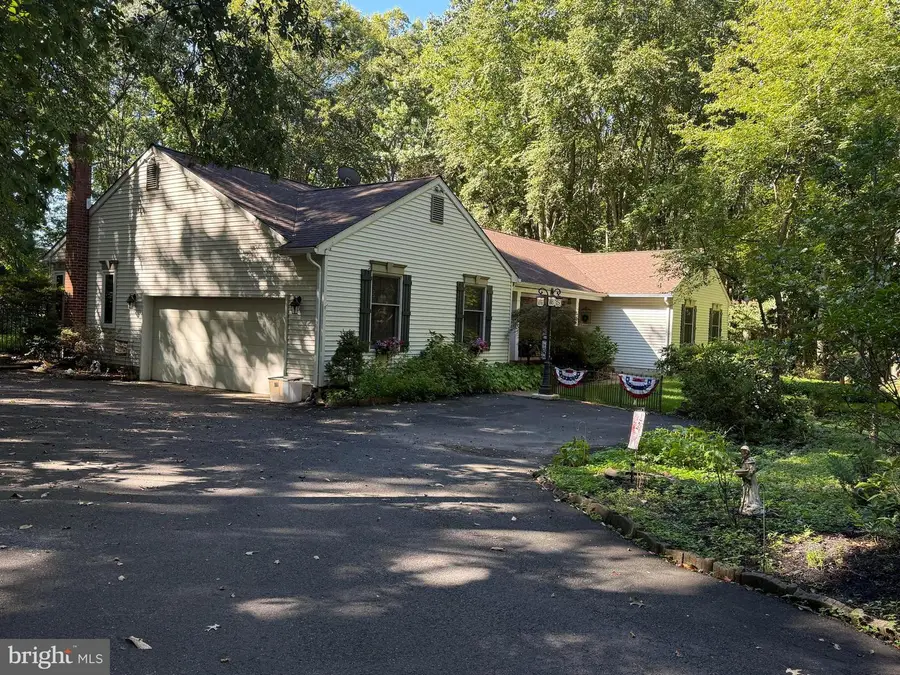 7 Laurel Dr, Mullica Hill, NJ 08062 - #3