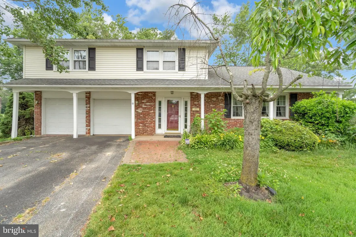 8 Hastings Ct, Blackwood, NJ 08012 - #1