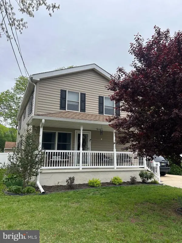 44 S Market St, GIBBSTOWN, NJ 08027