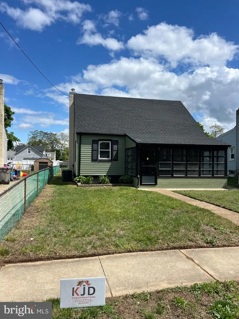 245 Nassau Ave, Paulsboro, NJ 08066 - #2