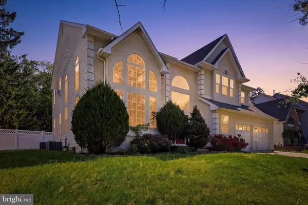 5 Farmingham Dr, SEWELL, NJ 08080