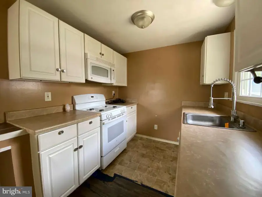 92 Elmer St, Franklinville, NJ 08322 - #3
