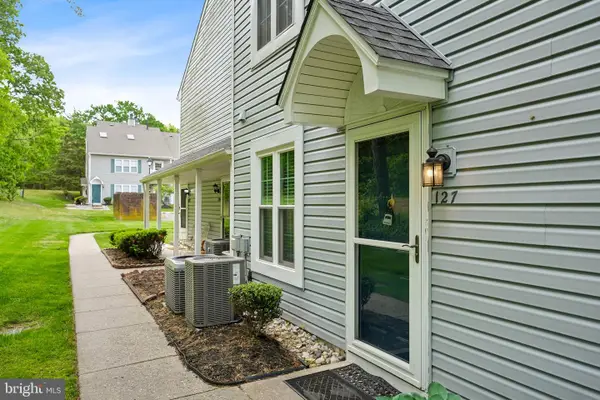 127 Devonshire Ct, SEWELL, NJ 08080