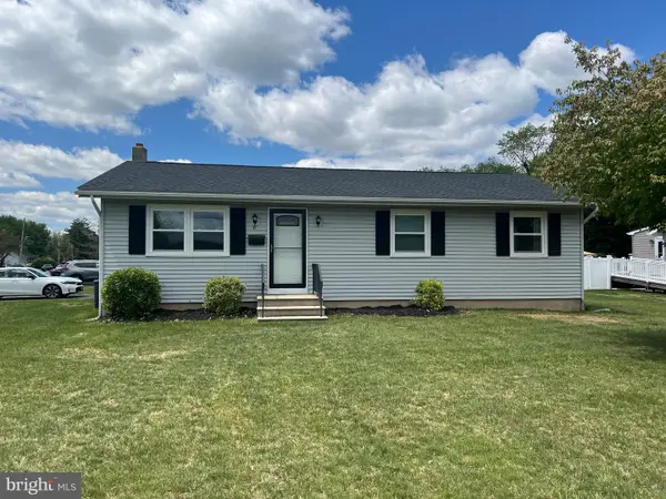 102 Turner St, CLAYTON, NJ 08312