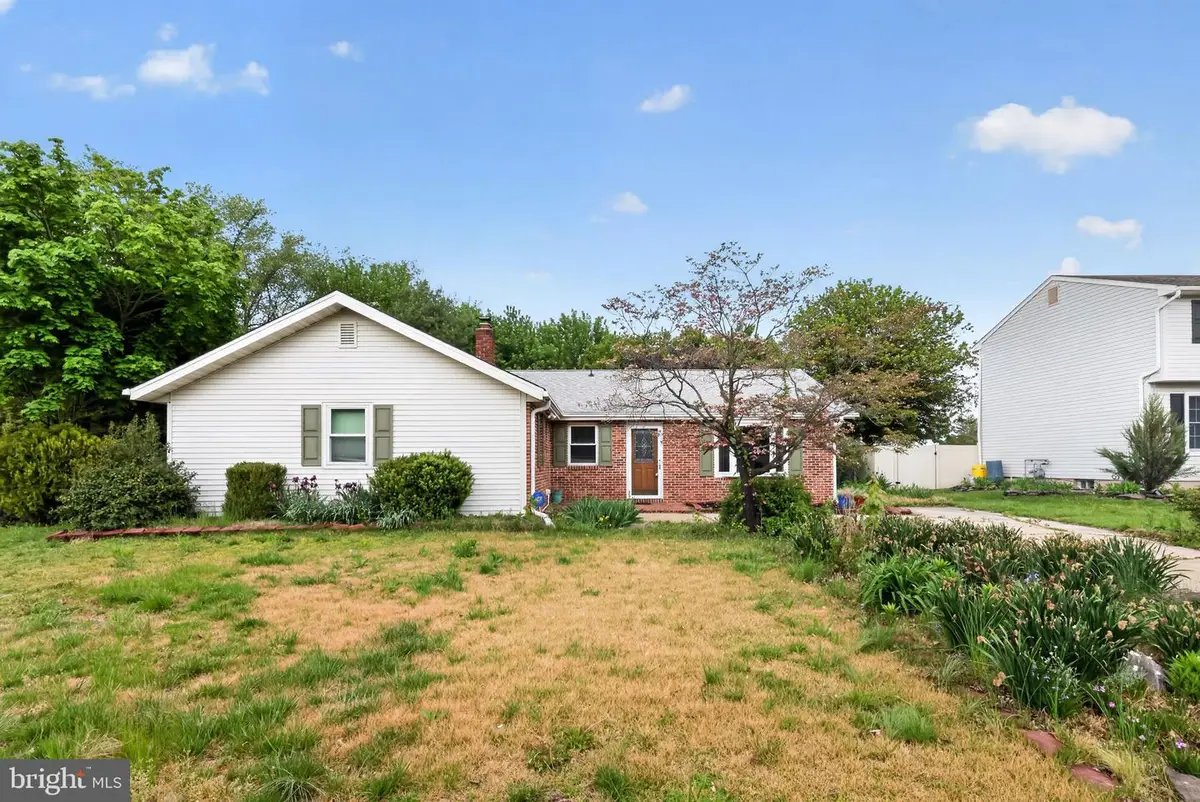 176 Golfview Dr, Sewell, NJ 08080 - #1