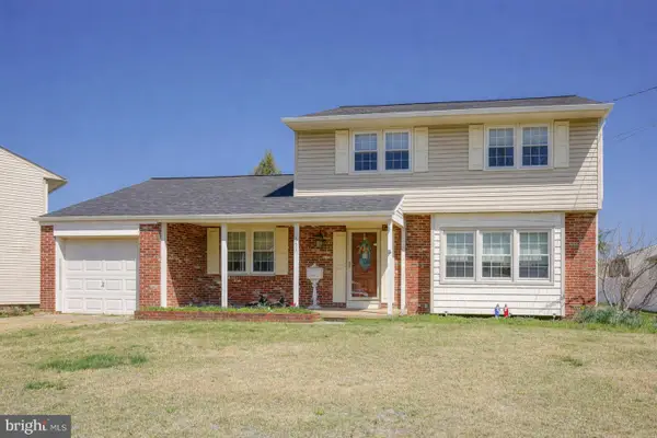 351 Croce Ave, GIBBSTOWN, NJ 08027