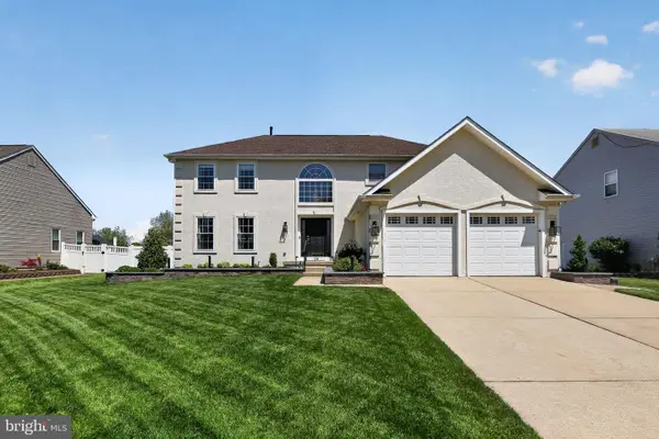 136 Betsy Ross Way, DEPTFORD, NJ 08096