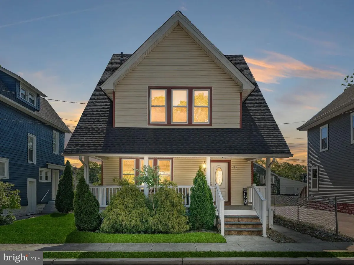 176 Leeds Pl, Woodbury, NJ 08096 - #1
