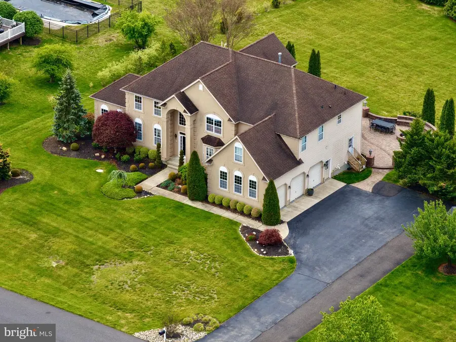16 Gabrielle Cir, Swedesboro, NJ 08085 - #2