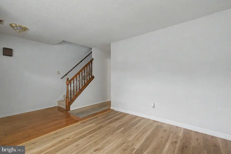 756 Barbados Dr, Williamstown, NJ 08094 - #2