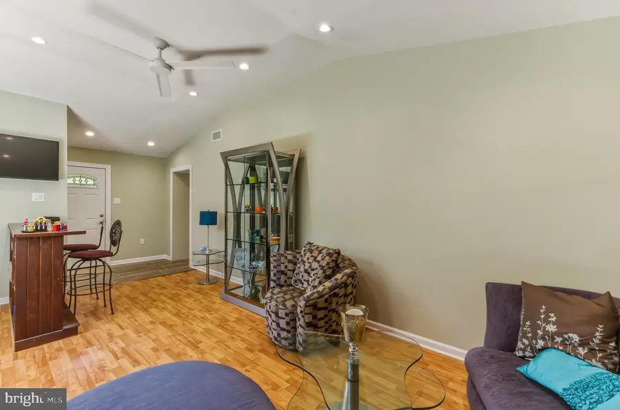 3310 Sunset Ave, Williamstown, NJ 08094 - #3