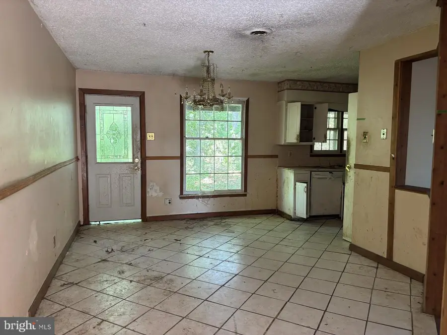 725 Central Ave, Franklinville, NJ 08322 - #3
