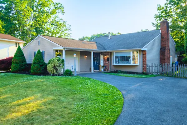 722 Whitman Dr, BLACKWOOD, NJ 08012