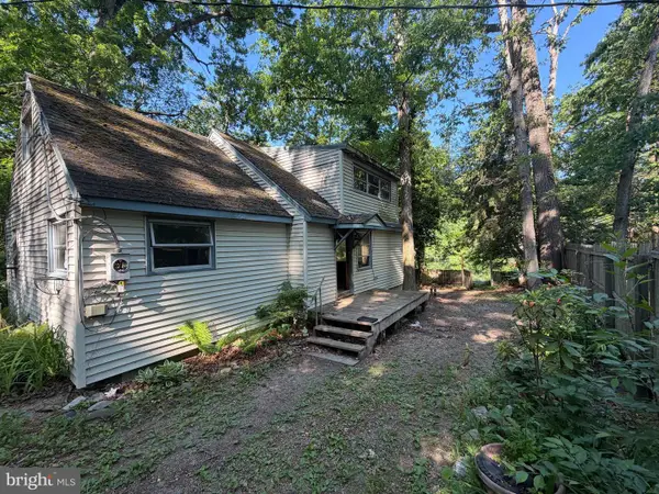 41 Valley Rd, MONROEVILLE, NJ 08343
