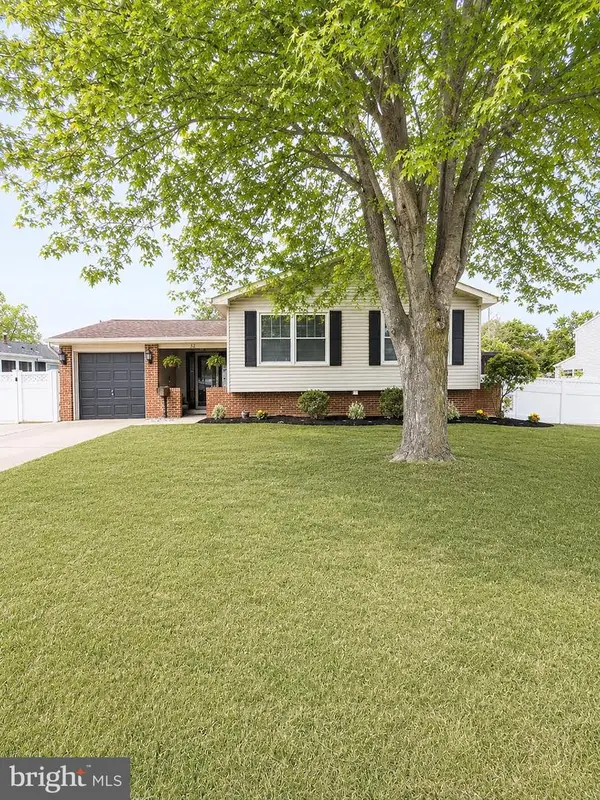 32 Bryant Rd, TURNERSVILLE, NJ 08012