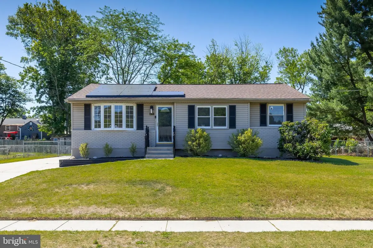 205 8th St, West Deptford, NJ 08086 - #1