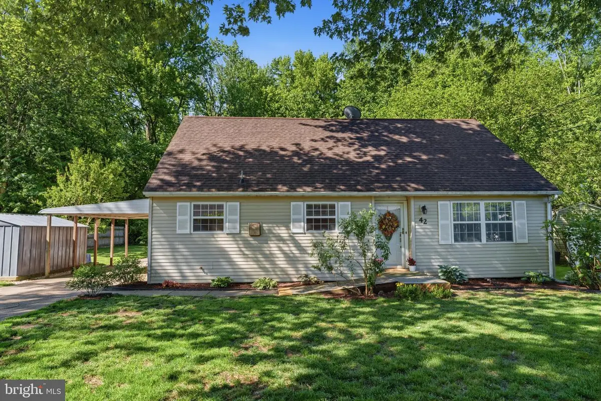 42 Gilbert Ave, Westville, NJ 08093 - #1