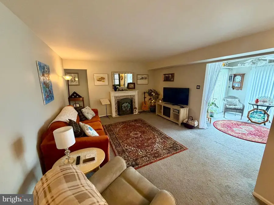 17 Windsor Ct, Sewell, NJ 08080 - #2