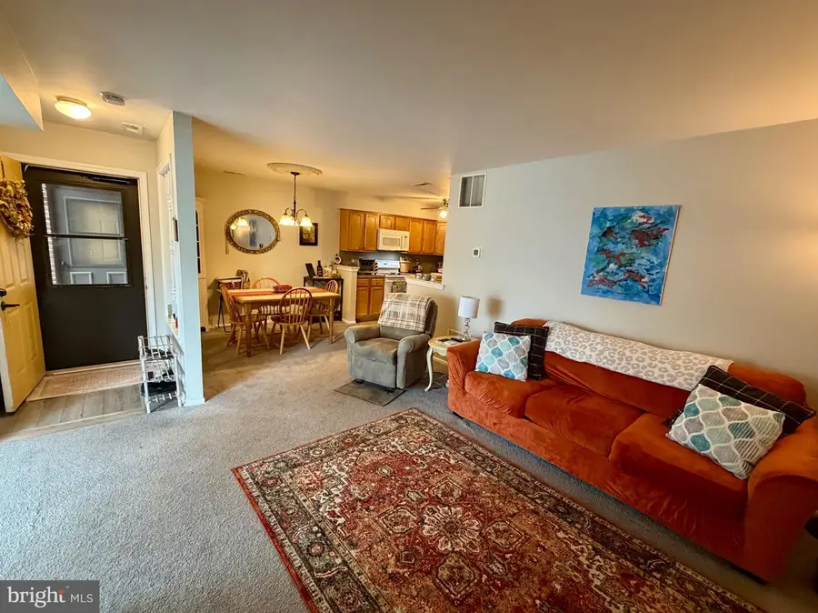 17 Windsor Ct, Sewell, NJ 08080 - #3