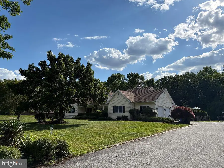 836 Hardingville Rd, Monroeville, NJ 08343 - #3