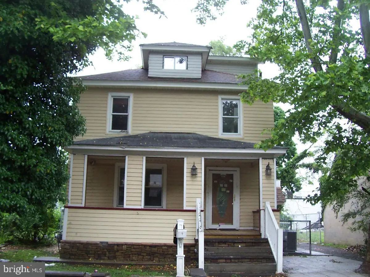 9 W Adams St, Paulsboro, NJ 08066 - #1