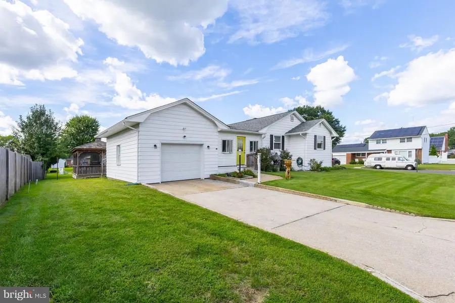484 Brady Ave, Gibbstown, NJ 08027 - #3