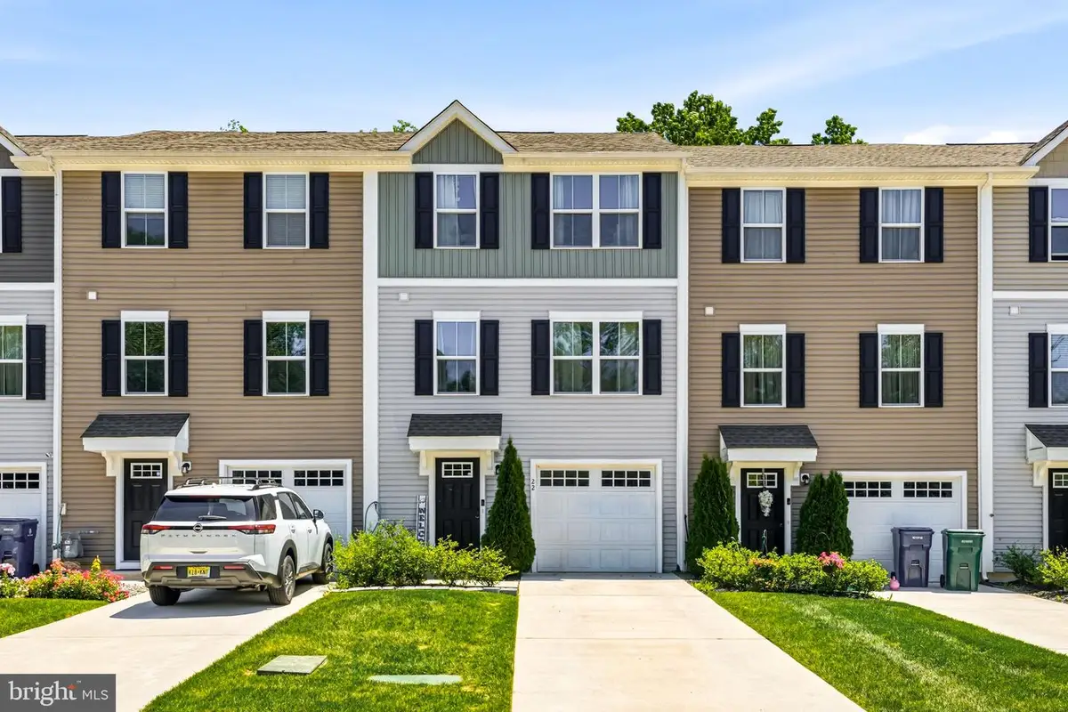 22 Comfort Rd, Williamstown, NJ 08094 - #1