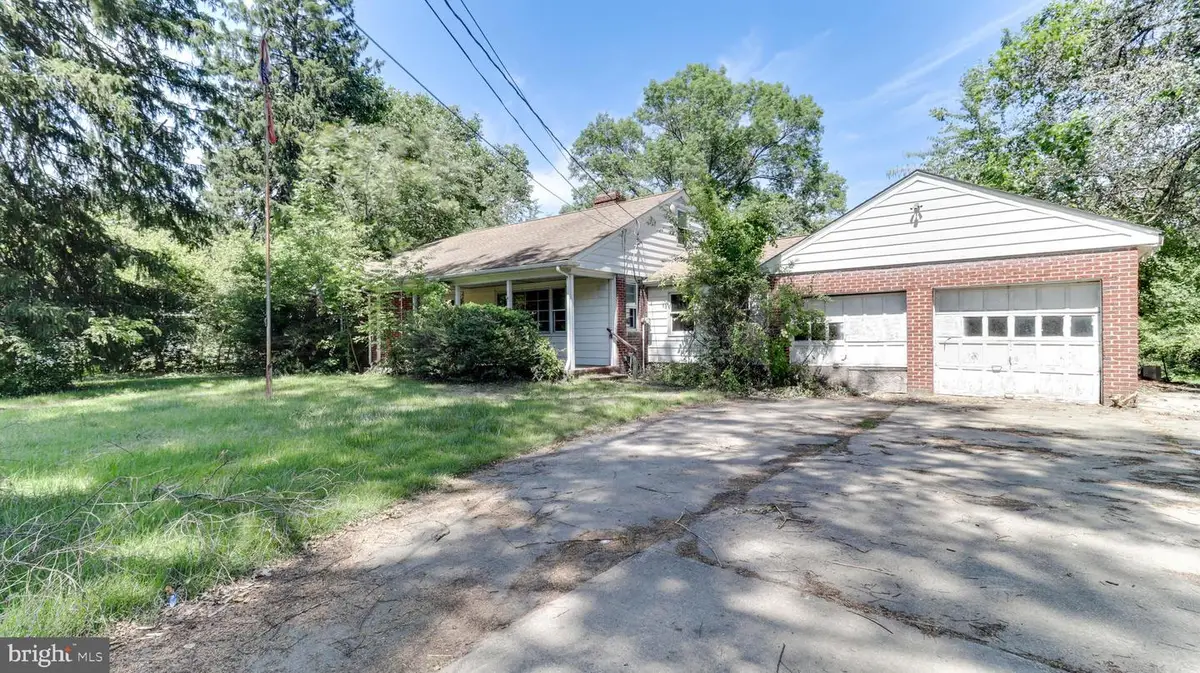 444 E Barber Ave, Woodbury, NJ 08096 - #1