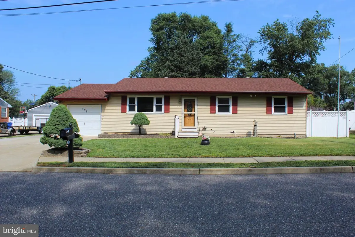 197 Bergen Ave, West Deptford, NJ 08086 - #1
