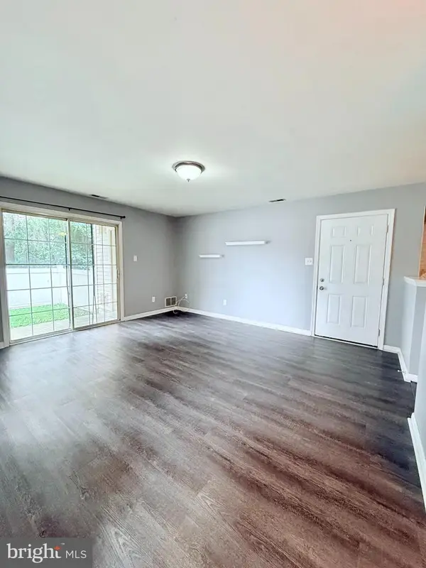 1212 Tristram Cir, MANTUA, NJ 08051